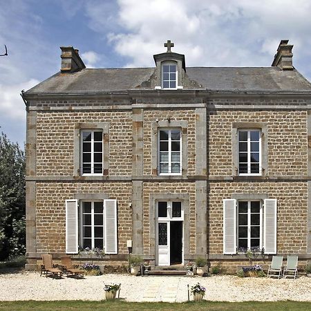 Le Presbytere Bed & Breakfast Saint-Bomer-les-Forges Екстериор снимка
