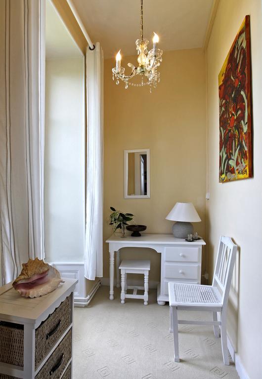 Le Presbytere Bed & Breakfast Saint-Bomer-les-Forges Екстериор снимка
