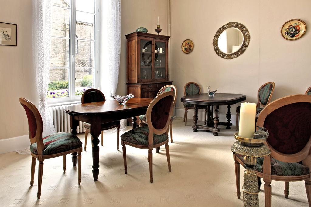 Le Presbytere Bed & Breakfast Saint-Bomer-les-Forges Екстериор снимка