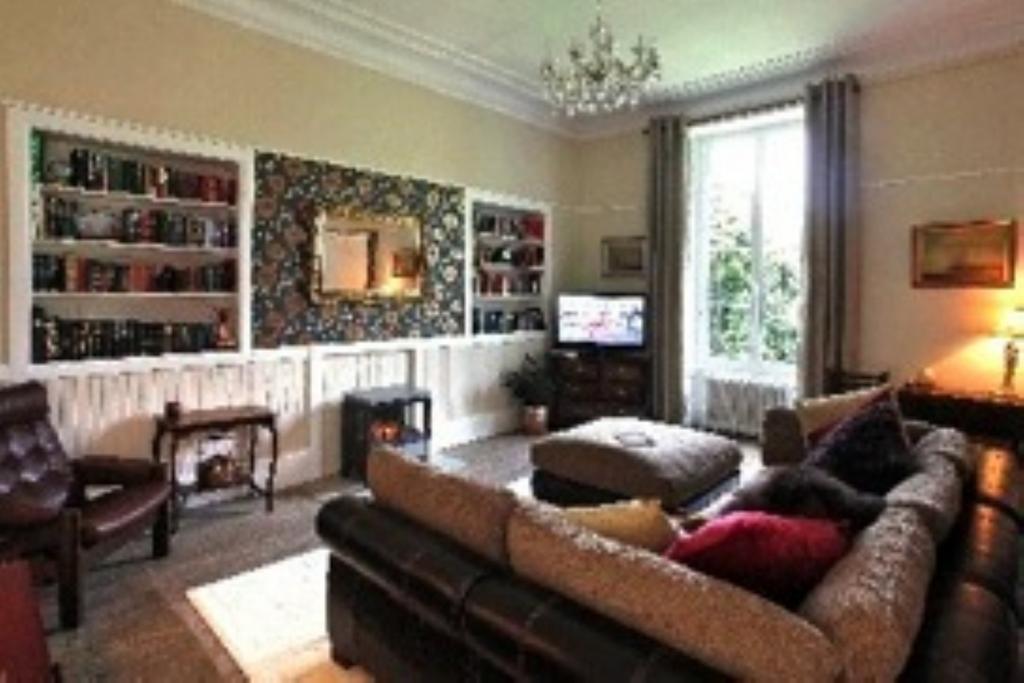 Le Presbytere Bed & Breakfast Saint-Bomer-les-Forges Стая снимка